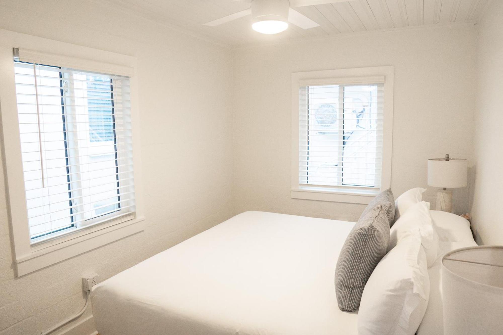 The Molloy - Treasure Island & 3* St. Pete Beach