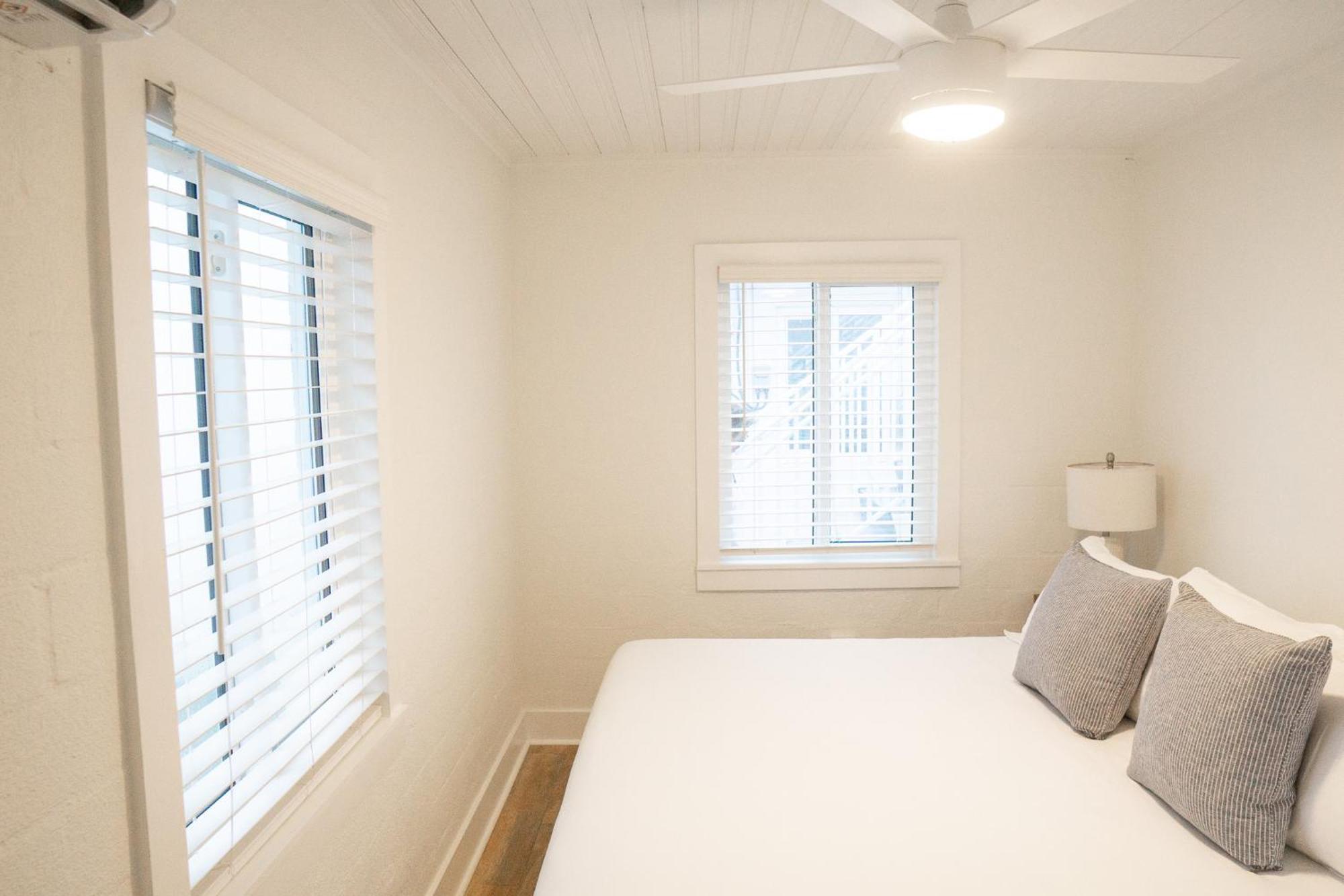 The Molloy - Treasure Island & Motel 3*